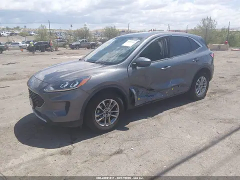 2021 Ford ESCAPE SE VIN 1FMCU9G62MUA09731 фото 2