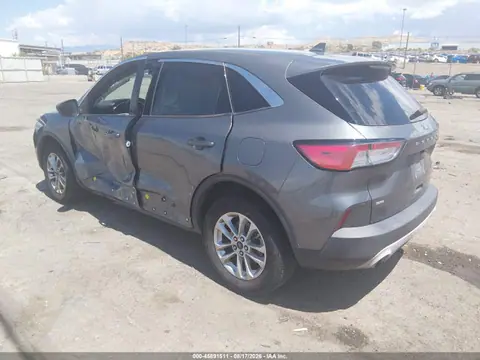 2021 Ford ESCAPE SE VIN 1FMCU9G62MUA09731 фото 3