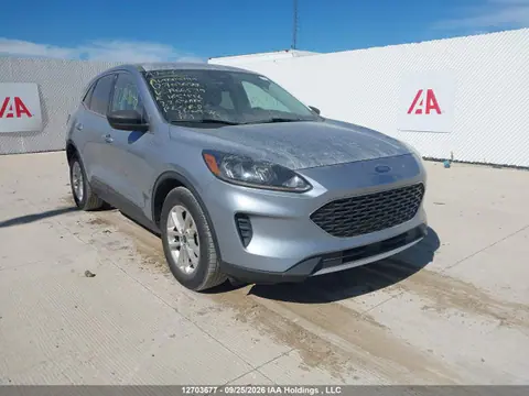 1FMCU0BZ1NUA66579 — 2022 Ford Escape SE, Repossession, фото до ремонта