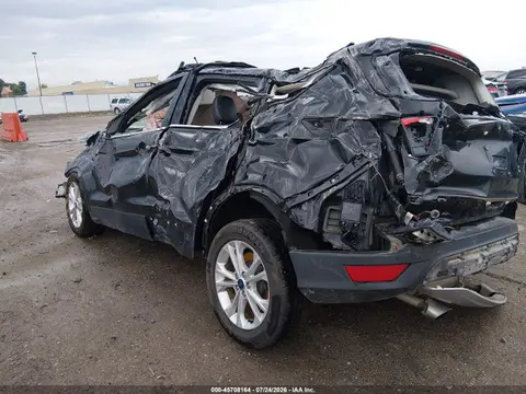 2018 Ford ESCAPE SEL VIN 1FMCU9HD5JUA93553 фото 3