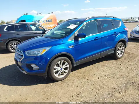2018 Ford ESCAPE SEL VIN 1FMCU9HD3JUA09648 фото 2