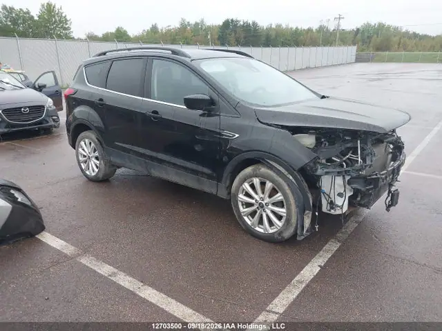 1FMCU9HD9KUB70023 — 2019 Ford Escape SEL, Repossession, фото до ремонта
