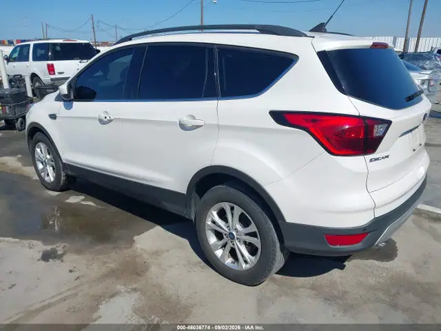 1FMCU0HD0KUC06791 — 2019 Ford Escape SEL, фото 3 с аукциона IAAI 30.09.2026, Естественный износ