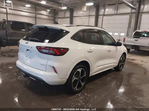 2023 Ford Escape St-line Select VIN 1FMCU9NA6PUA19304 фото 4
