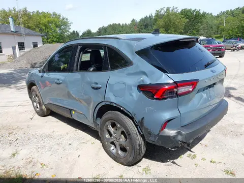 2025 Ford Escape St-line VIN 1FMCU9MN2SUB38626 фото 3