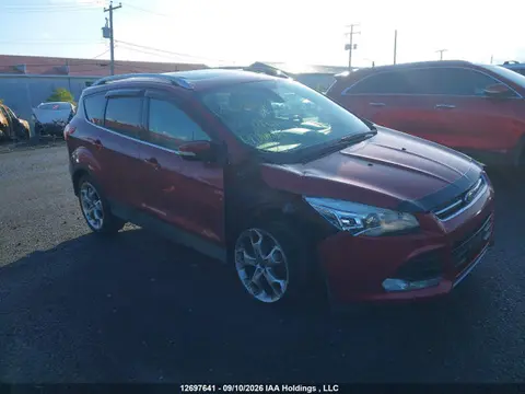 1FMCU9J99FUC49168 — 2015 Ford Escape Titanium, Передняя часть (Front), фото до ремонта