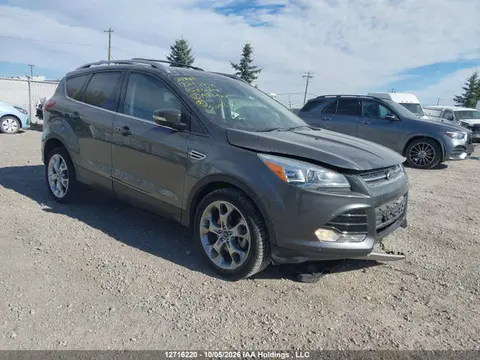 1FMCU9J93FUA70964 — 2015 Ford Escape Titanium, Передняя часть (Front), фото до ремонта