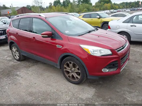 1FMCU9JX8FUC18573 — 2015 Ford Escape Titanium, Естественный износ (Normal Wear & Tear), фото до ремонта