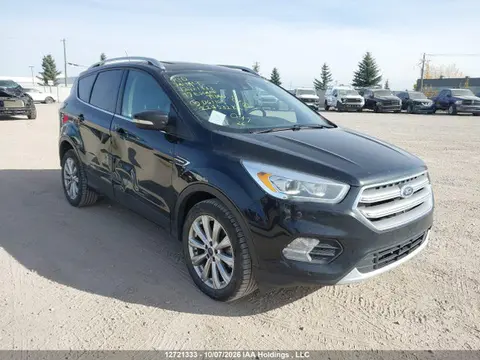 1FMCU9J94HUD61105 — 2017 Ford Escape Titanium, Правый бок (Right Side), фото до ремонта