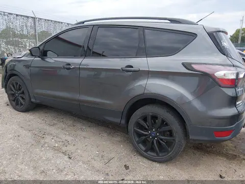 2017 Ford Escape Titanium VIN 1FMCU9J94HUB52964 фото 3