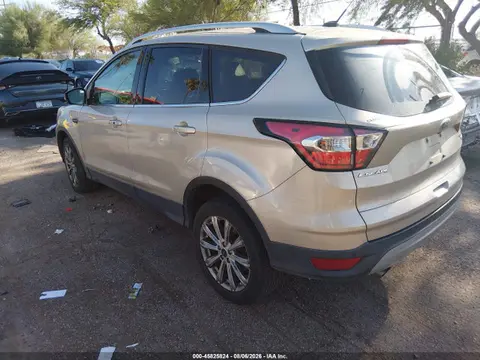 2017 Ford Escape Titanium VIN 1FMCU9J99HUE18057 фото 3