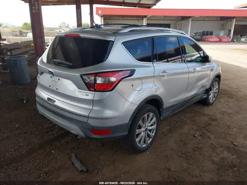 2018 Ford Escape Titanium VIN 1FMCU9J96JUA56727 фото 4