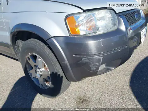 1FMCU93124KA60779 — 2004 Ford Escape, Передняя часть, фото до ремонта