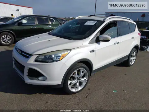 2013 Ford Escape Titanium VIN 1FMCU9J95DUC12390 фото 3