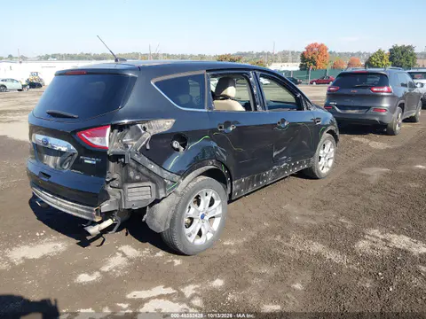 2015 Ford Escape Titanium VIN 1FMCU9J96FUC19447 фото 5