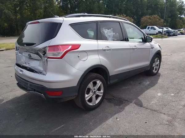 1FMCU9GX3GUC33104 — 2016 Ford Escape, фото 4 с аукциона IAAI, Передняя и задняя части