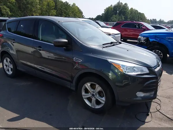 1FMCU0G79GUB90156 — 2016 Ford Escape, Задняя часть слева (Left Rear), фото до ремонта