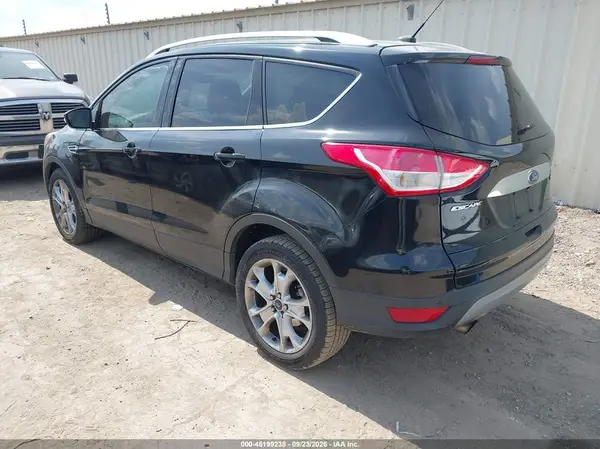 1FMCU0JX3GUB46906 — 2016 Ford Escape, фото 3 с аукциона IAAI 13.10.2026, Естественный износ