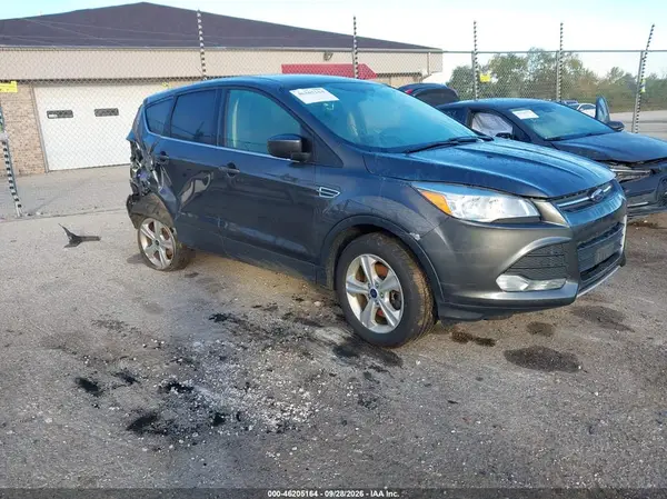 1FMCU9G91GUC75367 — 2016 Ford Escape, Задняя часть (Rear), фото до ремонта