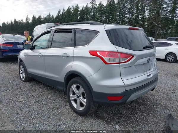 1FMCU0GX0GUC00525 — 2016 Ford Escape, фото 3 с аукциона IAAI, Передняя часть