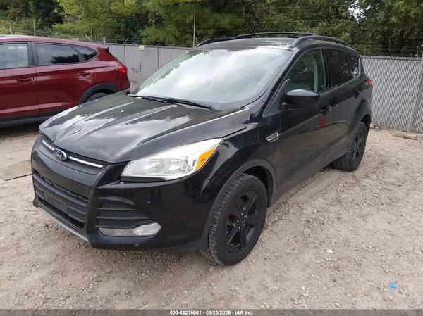 1FMCU9G96GUC75090 — 2016 Ford Escape, фото 2 с аукциона IAAI 10.10.2026, Передняя часть справа