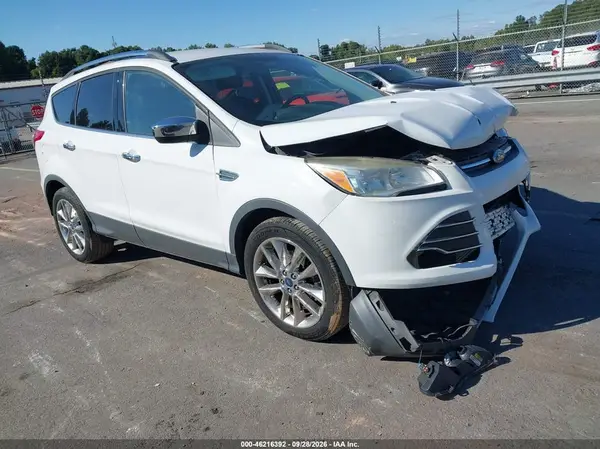 1FMCU9G92GUA71984 — 2016 Ford Escape, Передняя часть (Front End), фото до ремонта