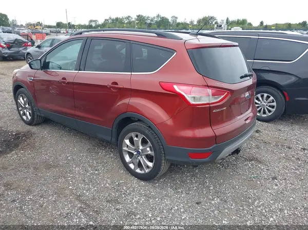 1FMCU9GX8GUA65704 — 2016 Ford Escape, фото 3 с аукциона IAAI, Естественный износ