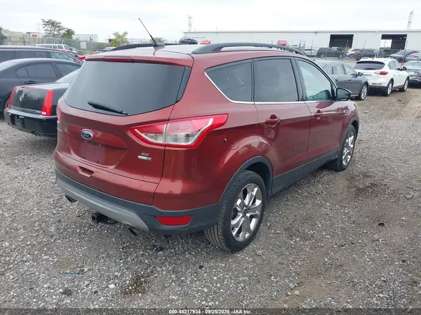 1FMCU9GX8GUA65704 — 2016 Ford Escape, фото 4 с аукциона IAAI, Естественный износ