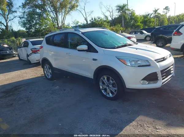 1FMCU9JX6GUC79809 — 2016 Ford Escape, Естественный износ (Normal Wear & Tear), фото до ремонта
