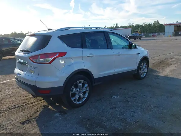 1FMCU9JX6GUC79809 — 2016 Ford Escape, фото 4 с аукциона IAAI 10.10.2026, Естественный износ