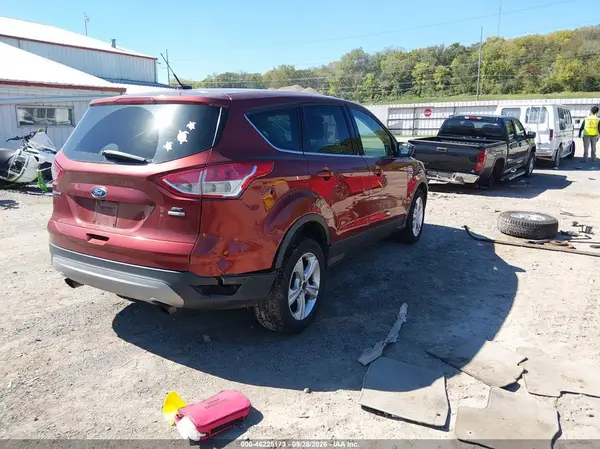 1FMCU9GX4GUA62377 — 2016 Ford Escape, фото 4 с аукциона IAAI, Задняя часть