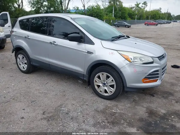 1FMCU0F71GUA91980 — 2016 Ford Escape, Задняя часть (Rear), фото до ремонта