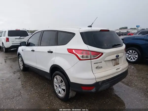 1FMCU0F74GUB36880 — 2016 Ford Escape, фото 3 с аукциона IAAI 08.10.2026, Естественный износ