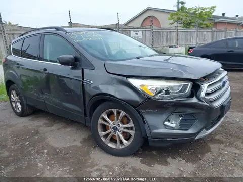 1FMCU9GD4HUD96741 — 2017 Ford Escape, Передняя часть (Front), фото до ремонта