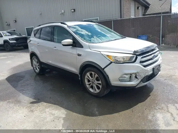 1FMCU9G95HUB33220 — 2017 Ford Escape, Передняя часть (Front), фото до ремонта