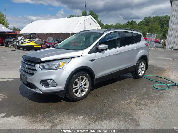 1FMCU9G95HUB33220 — 2017 Ford Escape, фото 2 с аукциона IAAI 29.09.2026, Передняя часть