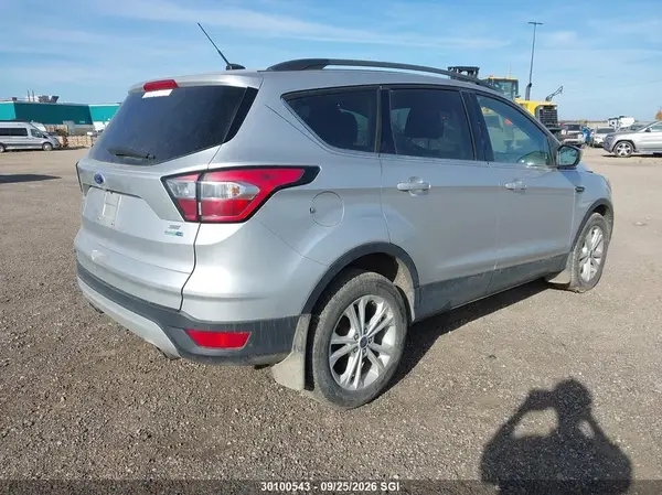 1FMCU9GD0HUE80197 — 2017 Ford Escape, фото 4 с аукциона IAAI 29.09.2026, Град