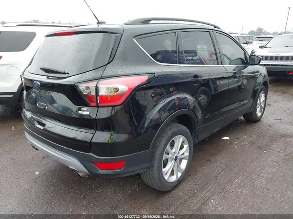 1FMCU0G9XHUB77564 — 2017 Ford Escape, фото 4 с аукциона IAAI 15.10.2026, Задняя часть слева