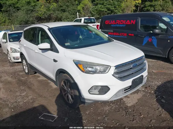 1FMCU0GD3HUE39011 — 2017 Ford Escape, Естественный износ (Normal Wear & Tear), фото до ремонта