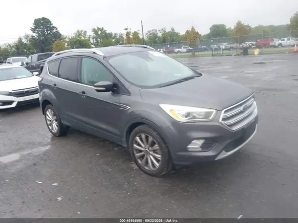 1FMCU9J93HUD49432 — 2017 Ford Escape, Левый бок (Left Side), фото до ремонта