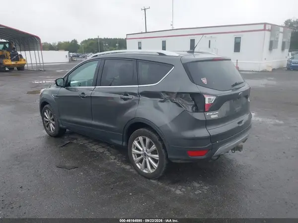 1FMCU9J93HUD49432 — 2017 Ford Escape, фото 3 с аукциона IAAI, Левый бок
