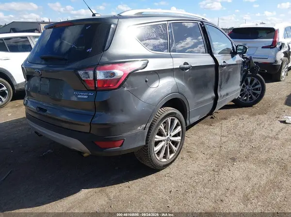 1FMCU0JD8HUD65187 — 2017 Ford Escape, фото 4 с аукциона IAAI, Передняя часть