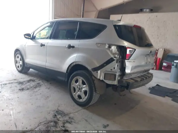 1FMCU0F7XHUB95420 — 2017 Ford Escape, фото 3 с аукциона IAAI, Задняя часть