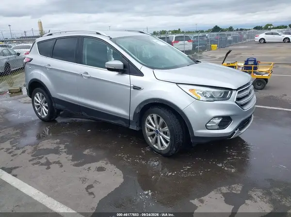 1FMCU0J95HUE53075 — 2017 Ford Escape, Левый бок (Left Side), фото до ремонта