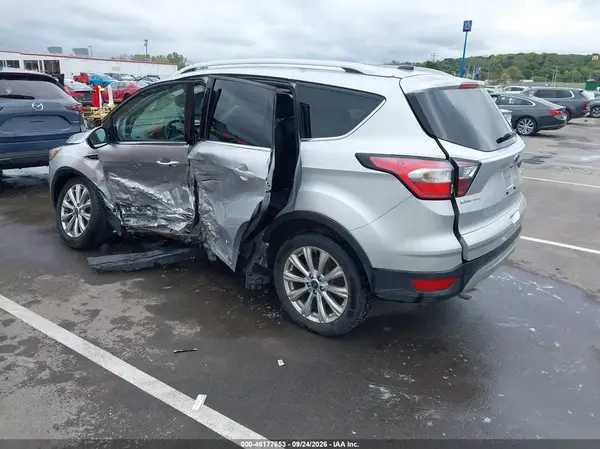 1FMCU0J95HUE53075 — 2017 Ford Escape, фото 3 с аукциона IAAI, Левый бок