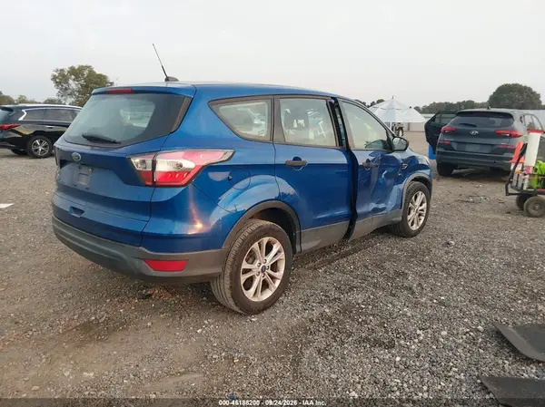 1FMCU0F74HUA27157 — 2017 Ford Escape, фото 4 с аукциона IAAI, Правый бок