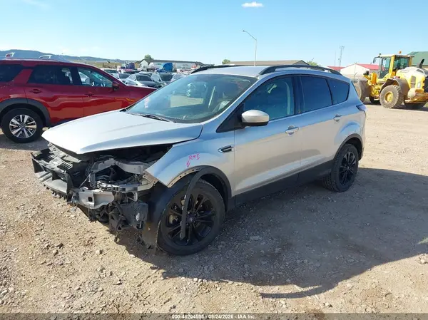 1FMCU9GD3HUE36551 — 2017 Ford Escape, фото 2 с аукциона IAAI, Передняя часть