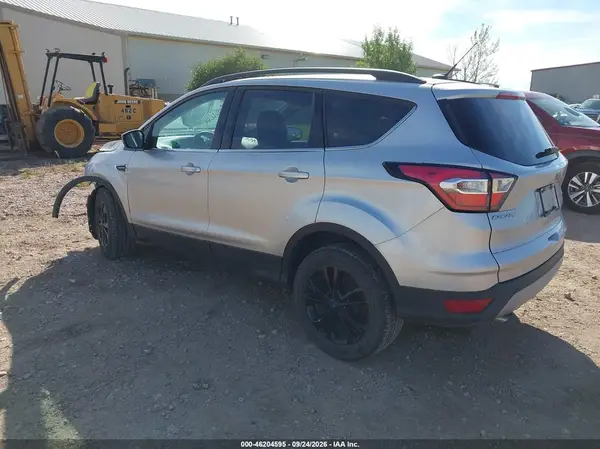 1FMCU9GD3HUE36551 — 2017 Ford Escape, фото 3 с аукциона IAAI, Передняя часть