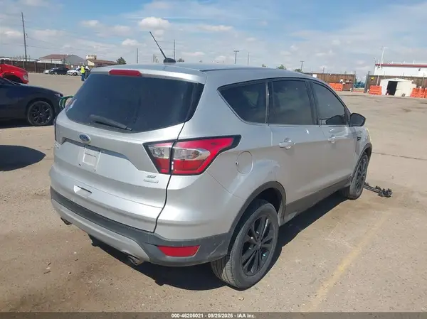 1FMCU0GD9HUE37800 — 2017 Ford Escape, фото 4 с аукциона IAAI, Передняя часть