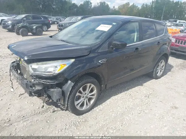 1FMCU9GD3HUE39336 — 2017 Ford Escape, фото 2 с аукциона IAAI, Передняя часть